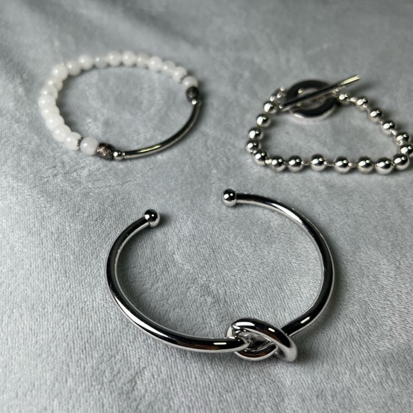 Jewelry Set - Picture 6 of 12